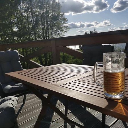 Vila Dom Na Wzgorzu Pluski Exteriér fotografie